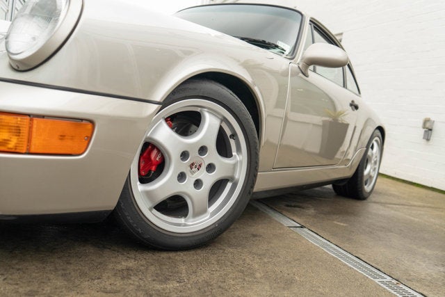 1990 Porsche 911 Carrera 4 2dr Coupe 4
