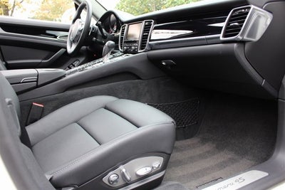 2011 Porsche Panamera 4S