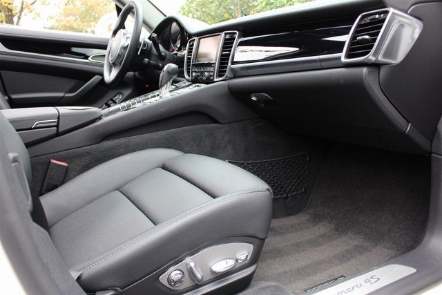 2011 Porsche Panamera 4S