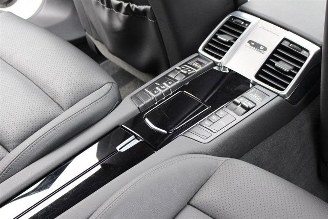 2011 Porsche Panamera 4S