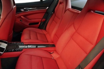 2014 Porsche Panamera 4S
