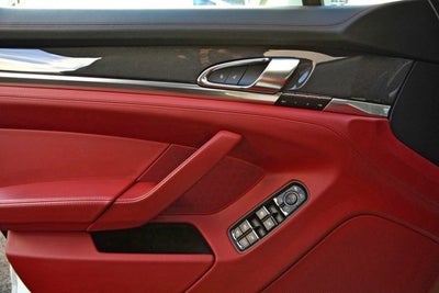 2014 Porsche Panamera 4S