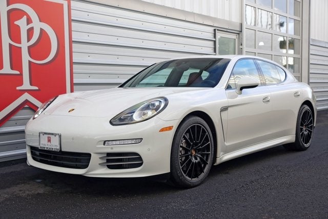 2014 Porsche Panamera 4S