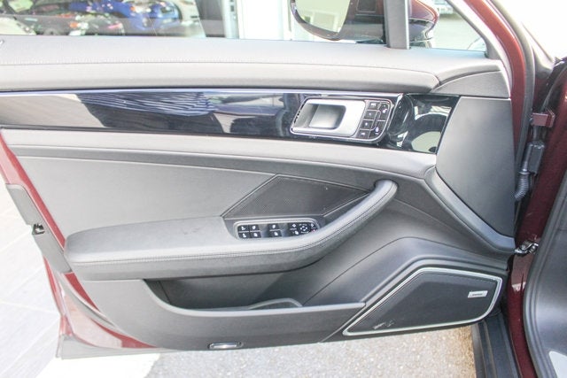 2018 Porsche Panamera 4S