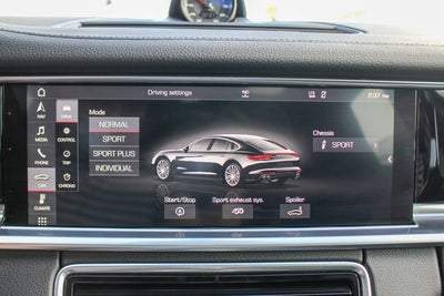 2018 Porsche Panamera 4S