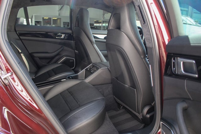 2018 Porsche Panamera 4S