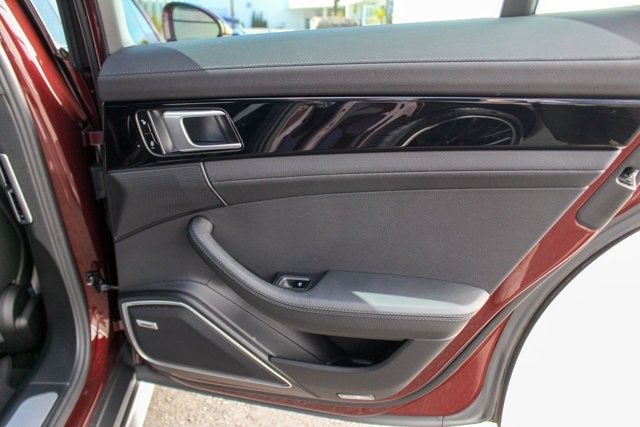 2018 Porsche Panamera 4S