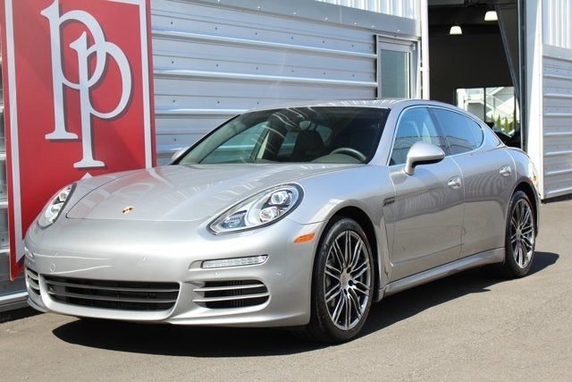2015 Porsche Panamera 4S