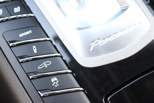 2015 Porsche Panamera 4S