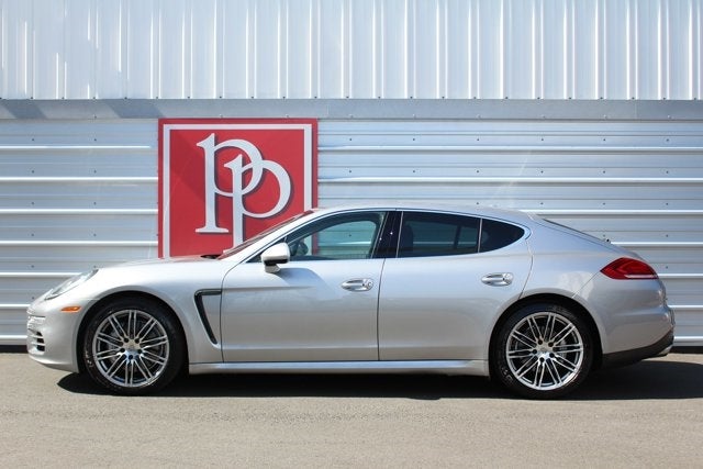 2015 Porsche Panamera 4S