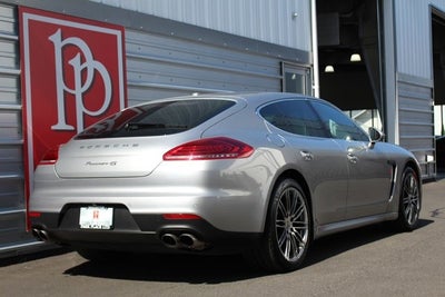 2015 Porsche Panamera 4S