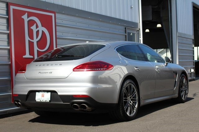 2015 Porsche Panamera 4S