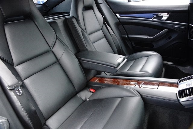 2010 Porsche Panamera 4S