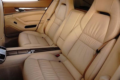 2010 Porsche Panamera 4S