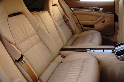 2010 Porsche Panamera 4S