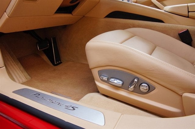 2013 Porsche Panamera 4S