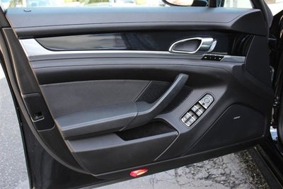 2012 Porsche Panamera 4S