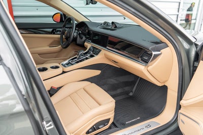 2022 Porsche Panamera 4S