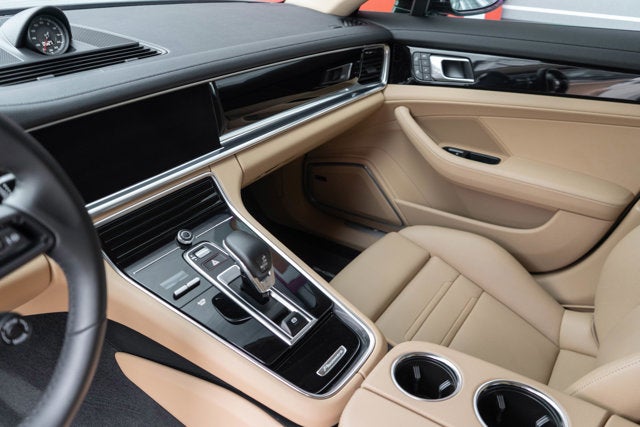 2022 Porsche Panamera 4S