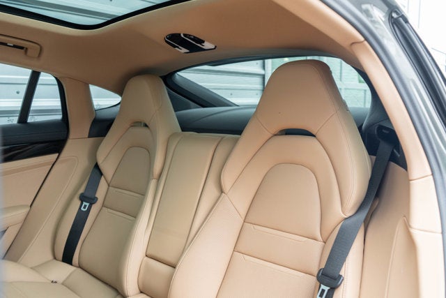 2022 Porsche Panamera 4S
