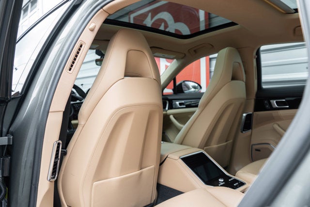 2022 Porsche Panamera 4S