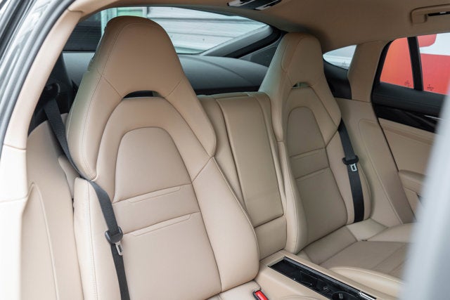 2022 Porsche Panamera 4S