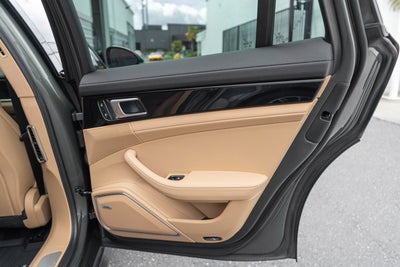 2022 Porsche Panamera 4S