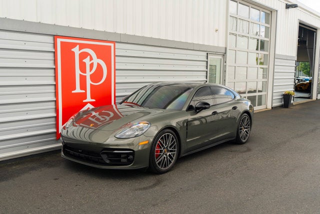 2022 Porsche Panamera 4S