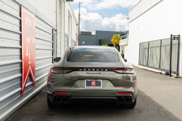 2022 Porsche Panamera 4S