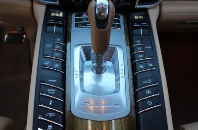 2012 Porsche Panamera 4S