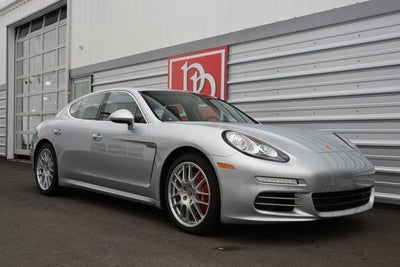 2014 Porsche Panamera 4S