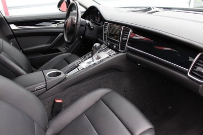 2016 Porsche Panamera S