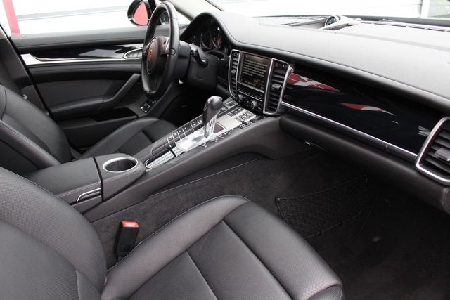 2016 Porsche Panamera S