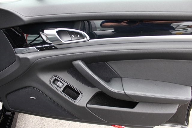 2016 Porsche Panamera S