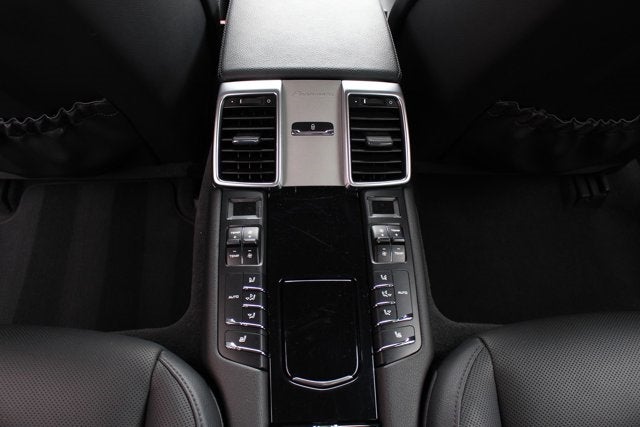 2016 Porsche Panamera S