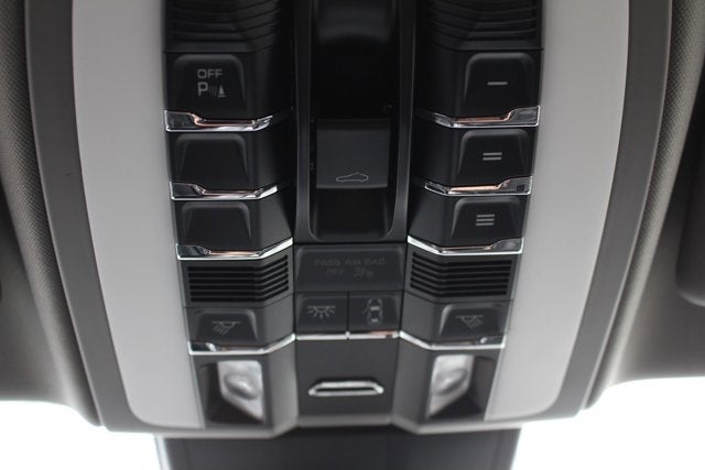 2016 Porsche Panamera S