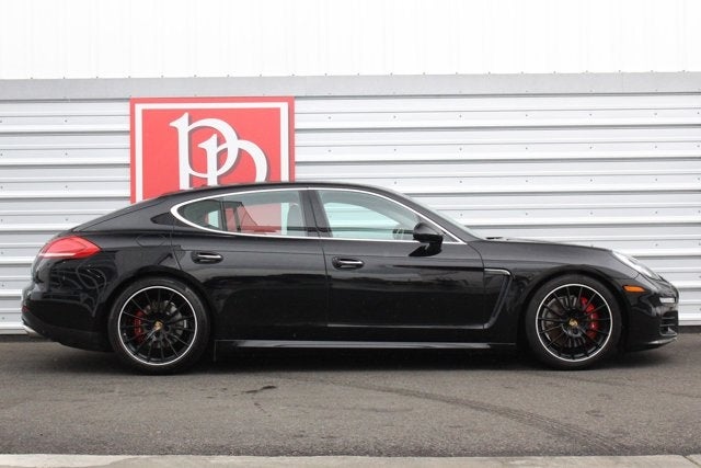 2016 Porsche Panamera S