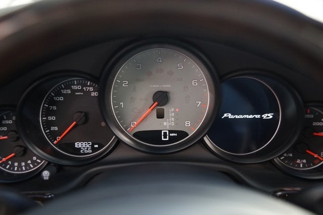 2015 Porsche Panamera 4S