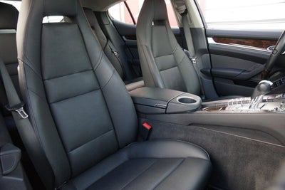 2015 Porsche Panamera 4S
