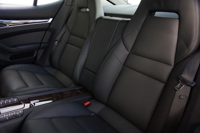 2015 Porsche Panamera 4S