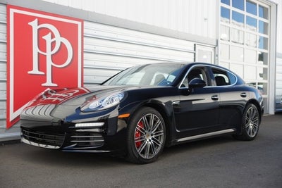 2015 Porsche Panamera 4S