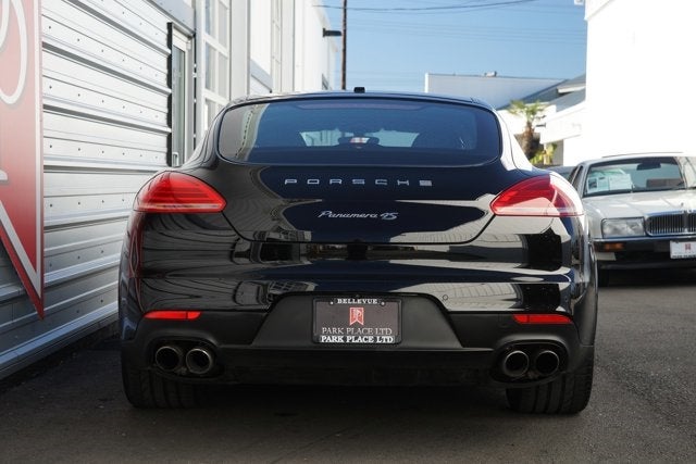 2015 Porsche Panamera 4S