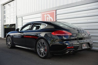2015 Porsche Panamera 4S