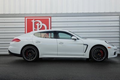 2015 Porsche Panamera 4S