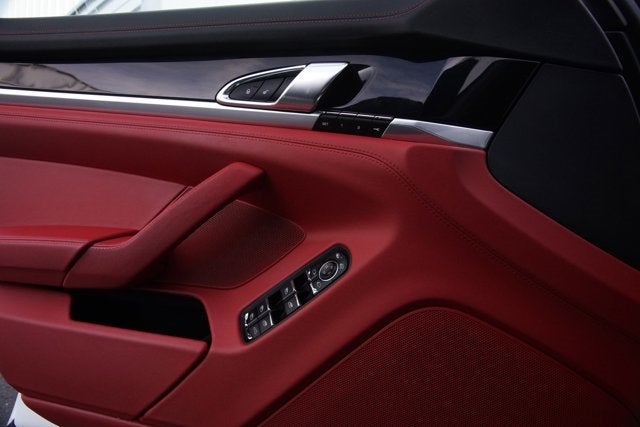 2015 Porsche Panamera 4S
