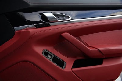 2015 Porsche Panamera 4S