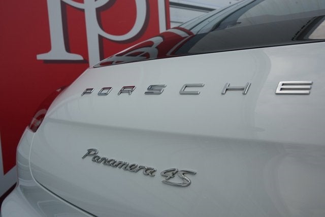2015 Porsche Panamera 4S