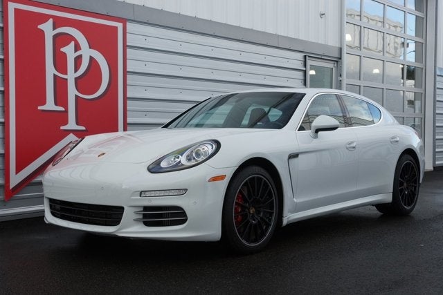 2015 Porsche Panamera 4S