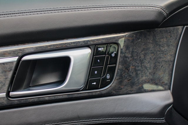 2017 Porsche Panamera 4S