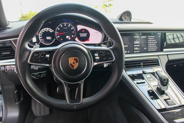 2017 Porsche Panamera 4S